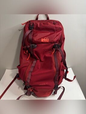REI Co-op Trail 40 Backpack Red Hiking Unisex Pockets Hip Belt Ventilated